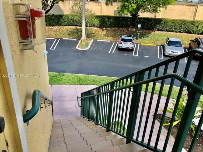 Building Photo - 7290 NW 114th Ave