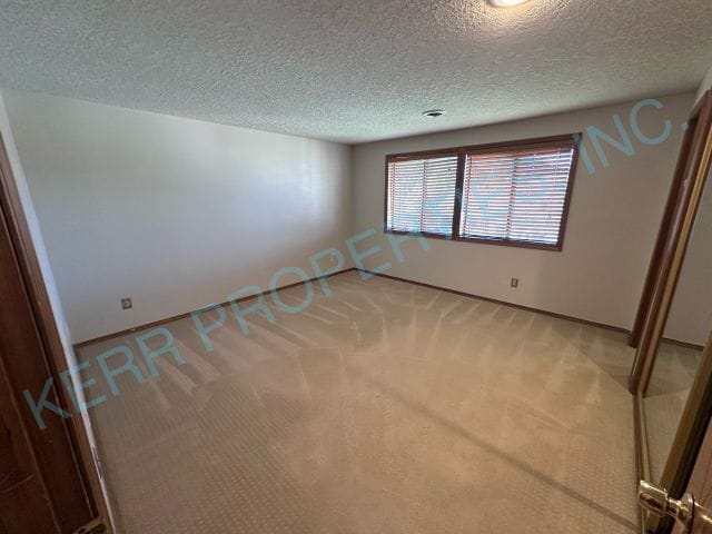 Building Photo - Charming 2-Bedroom / 2-Full Bathroom Condo Retreat in Happy Valley – Cozy Living Awaits!