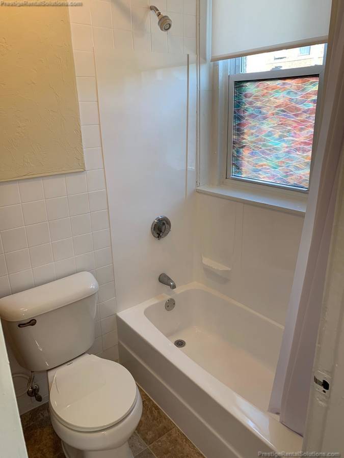 Building Photo - 81 Empire St