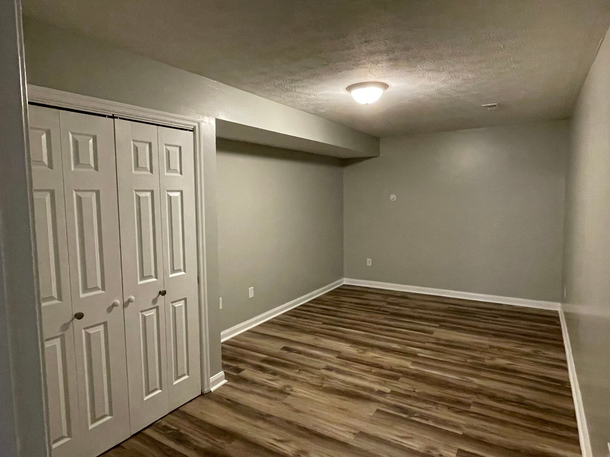 Building Photo - 20760 Poplar Ridge Rd