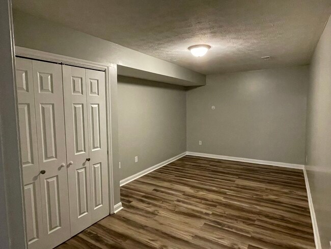 Building Photo - 20760 Poplar Ridge Rd