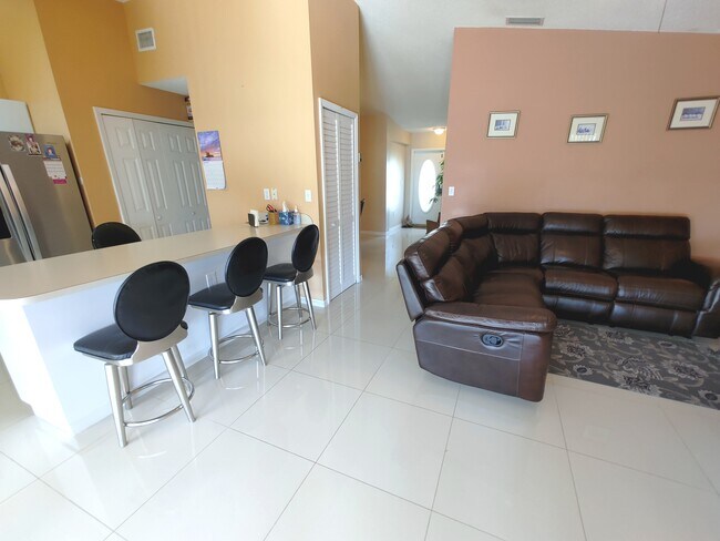 Building Photo - 894 NW 134th Pl