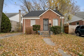 Building Photo - 3 bedroom bungalow - $1300