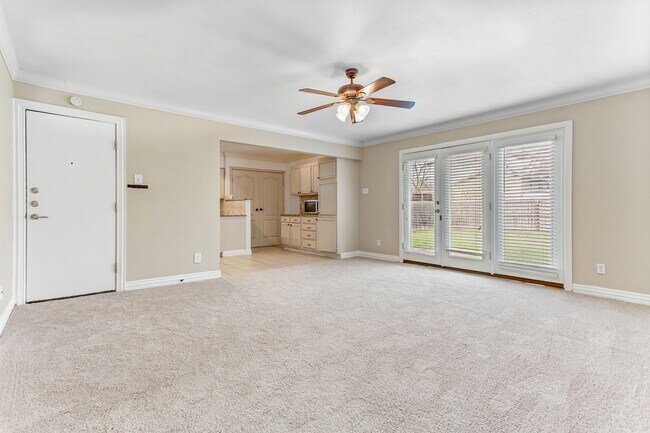 Building Photo - Updated 4-Bedroom, 2-Bath Home in RISD