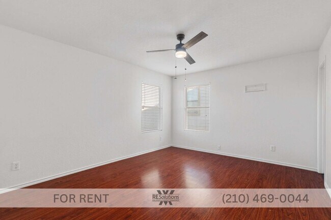 Building Photo - 203 Shadbush St