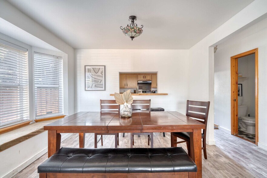 Building Photo - 5040 NE 18th Ave