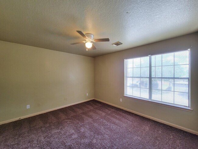 Building Photo - 21807 Aspen Mist Ln