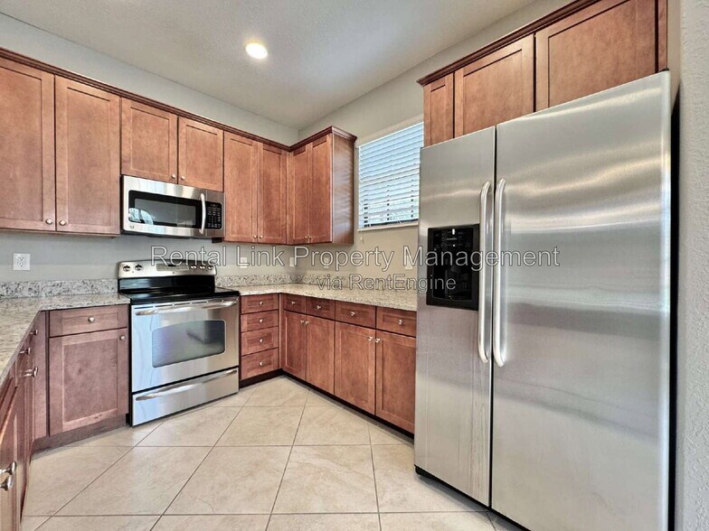Building Photo - 11880 Adoncia Way