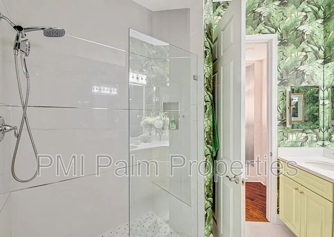 Building Photo - 9773 Bowline Dr