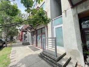 Building Photo - 2 Bed | 1.5 Bath | Starland