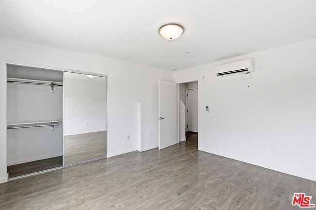 Building Photo - 4980 S Centinela Ave