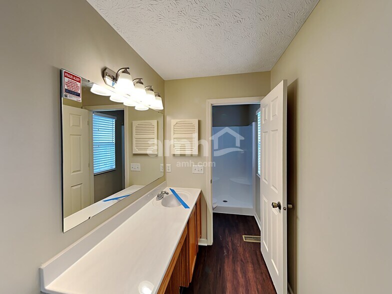 Building Photo - 143 Georges Creek Dr