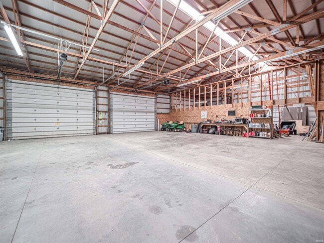 Building Photo - 2333 Old Plank Rd