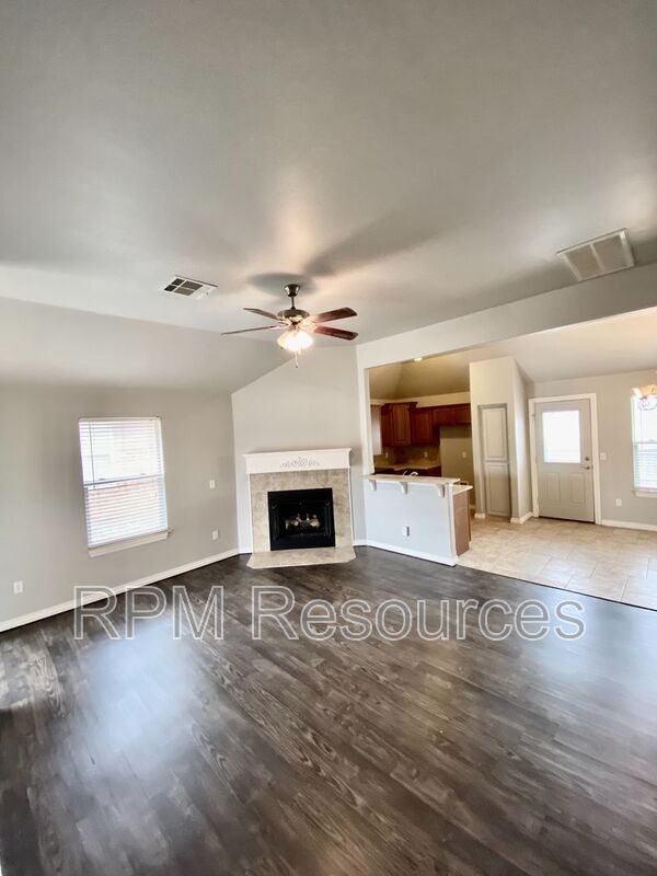 Building Photo - 3708 New London Ave