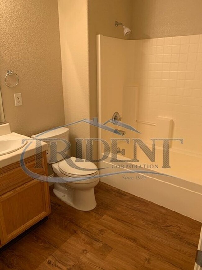 Building Photo - 2180 Gold River Dr