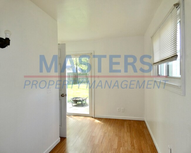 Building Photo - Spacious 4-Bedroom Home with 2 Full Baths & Detached Garage