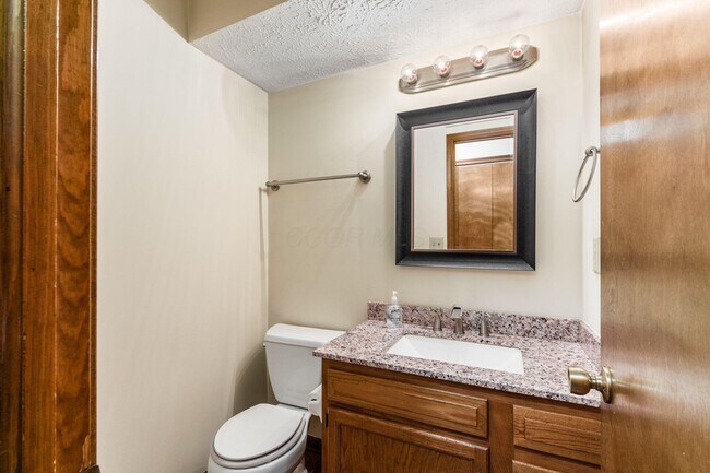Building Photo - 4847 Dierker Rd