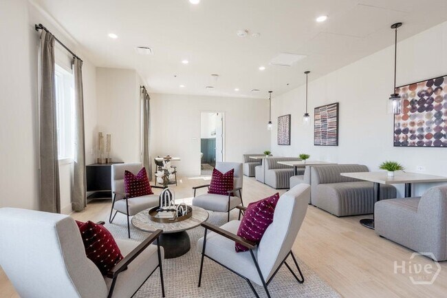 Building Photo - 3164 Mulberry Blvd