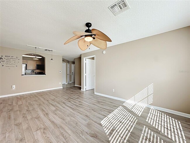 Building Photo - 3960 Southpointe Dr