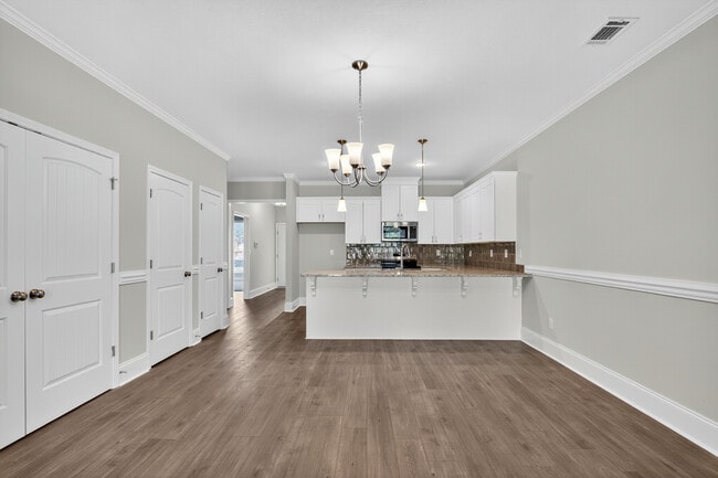 Building Photo - 7232 Paisley Cir