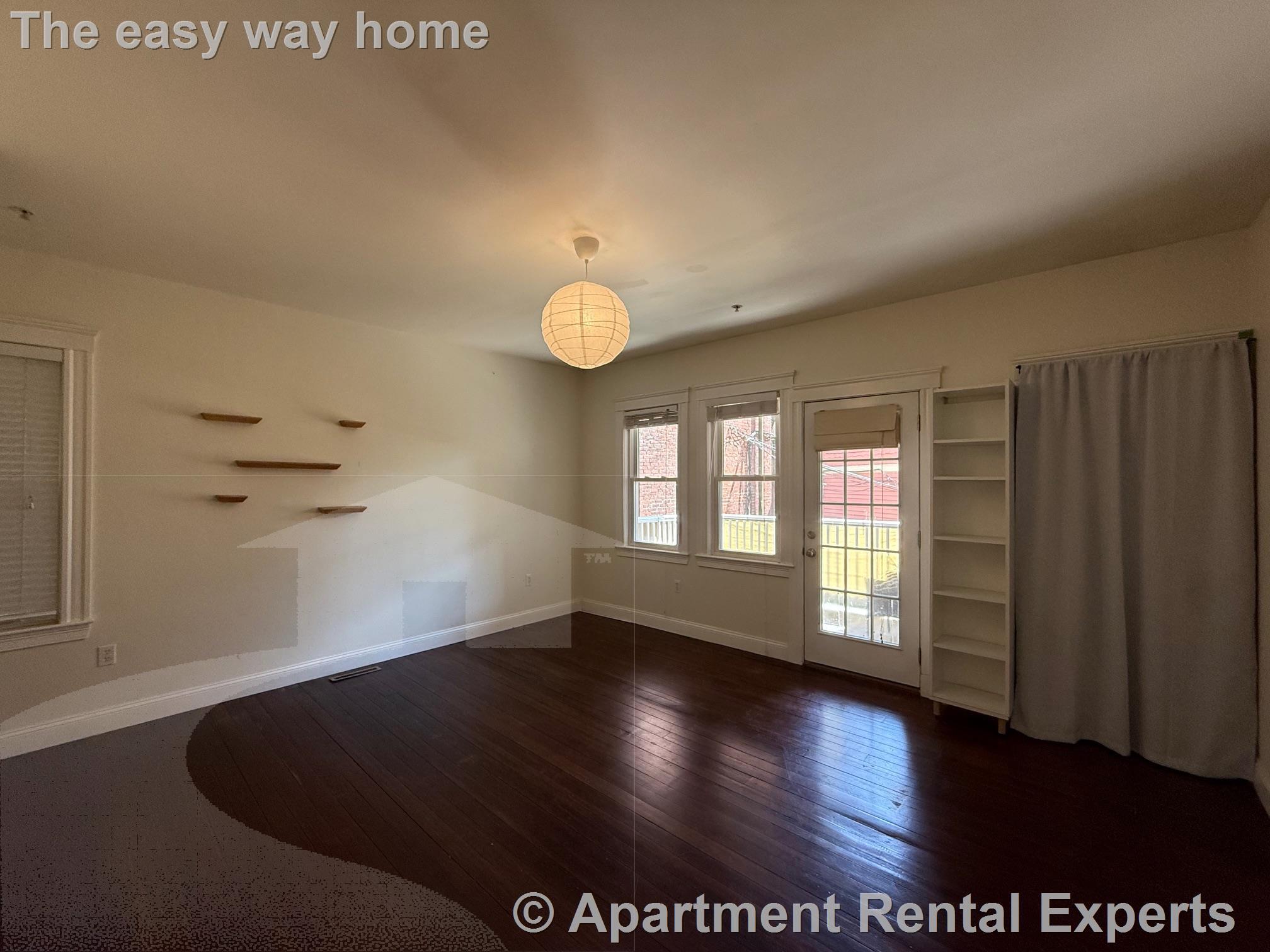 Building Photo - 6 Giles Park