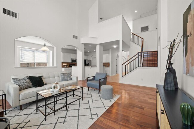 Building Photo - 3664 Rosalina Loop
