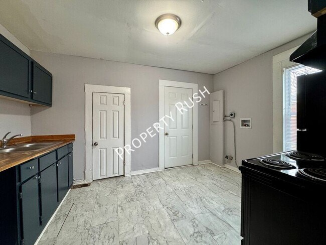 Building Photo - 3805 Alton Park Blvd