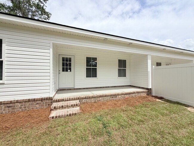 Building Photo - 317 Cindy Ln