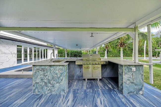 Building Photo - 7830 SW 120th St