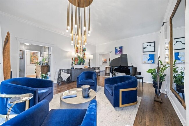 Building Photo - 3301 W Morrison Ave