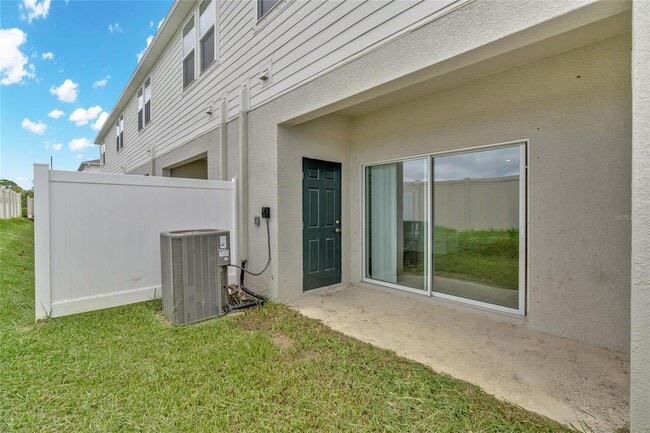 Building Photo - 8765 Daybreak St