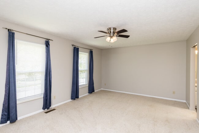 Building Photo - 6085 Tara Hill Dr