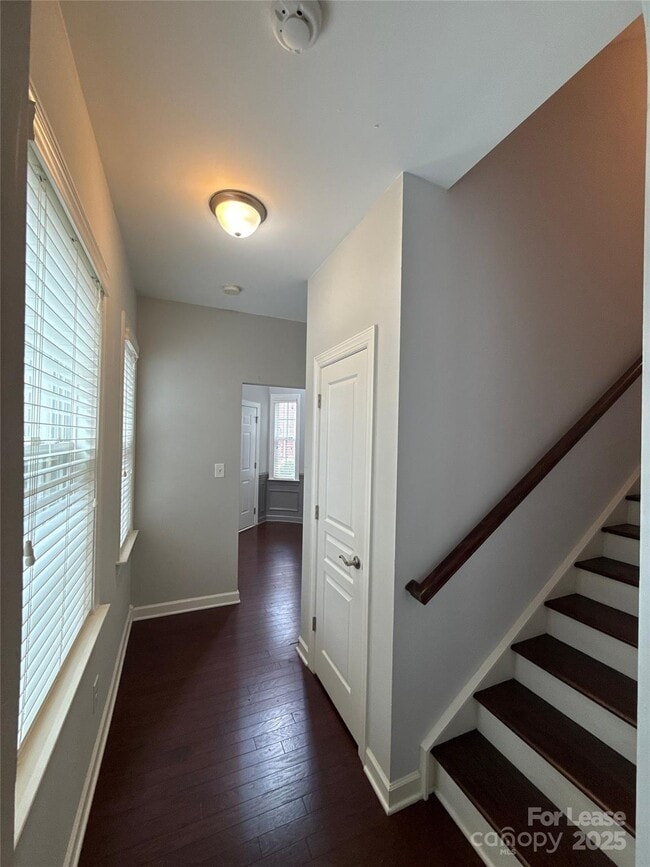 Building Photo - 2225 Camalier Ln