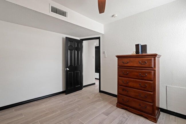 Building Photo - 4108 Payne Cir