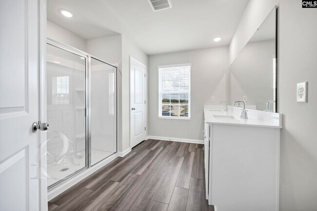 Building Photo - 519 Marcus Wy