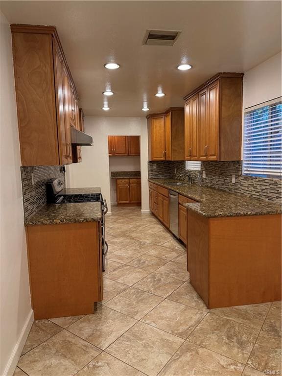 Building Photo - 20430 Lanark St