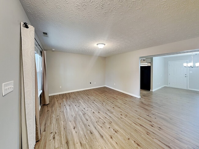 Building Photo - 11106 Waterfield Ln