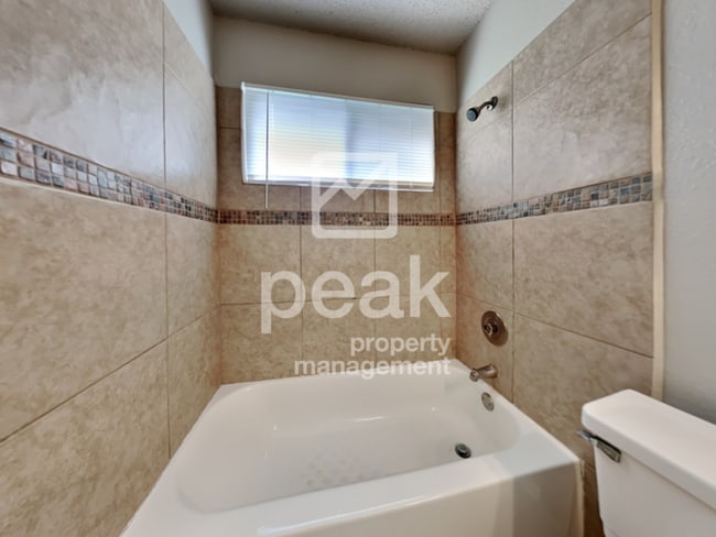 Building Photo - $1899! Beautiful 3Bed/2Bath Home ready for...