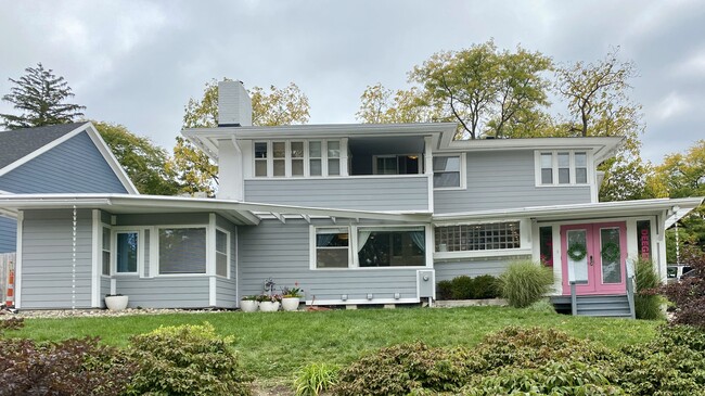 Primary Photo - 515 Oxford Rd