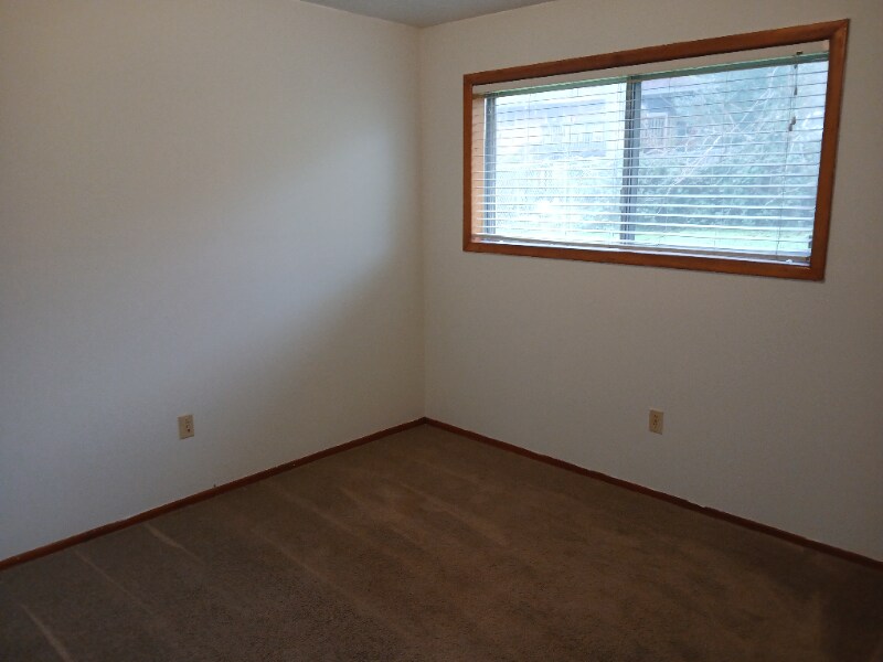 Building Photo - 404-404 N Morton St