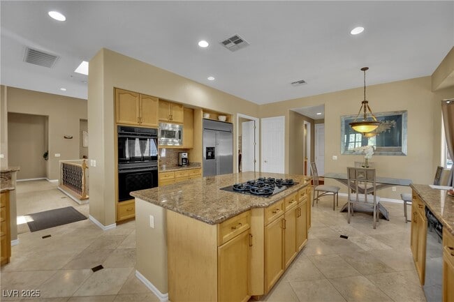 Building Photo - 1004 Golden Age Ct