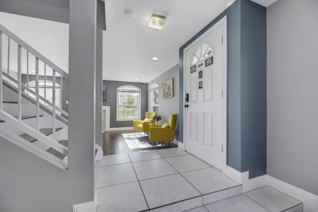 Building Photo - 7938 Cina Ave