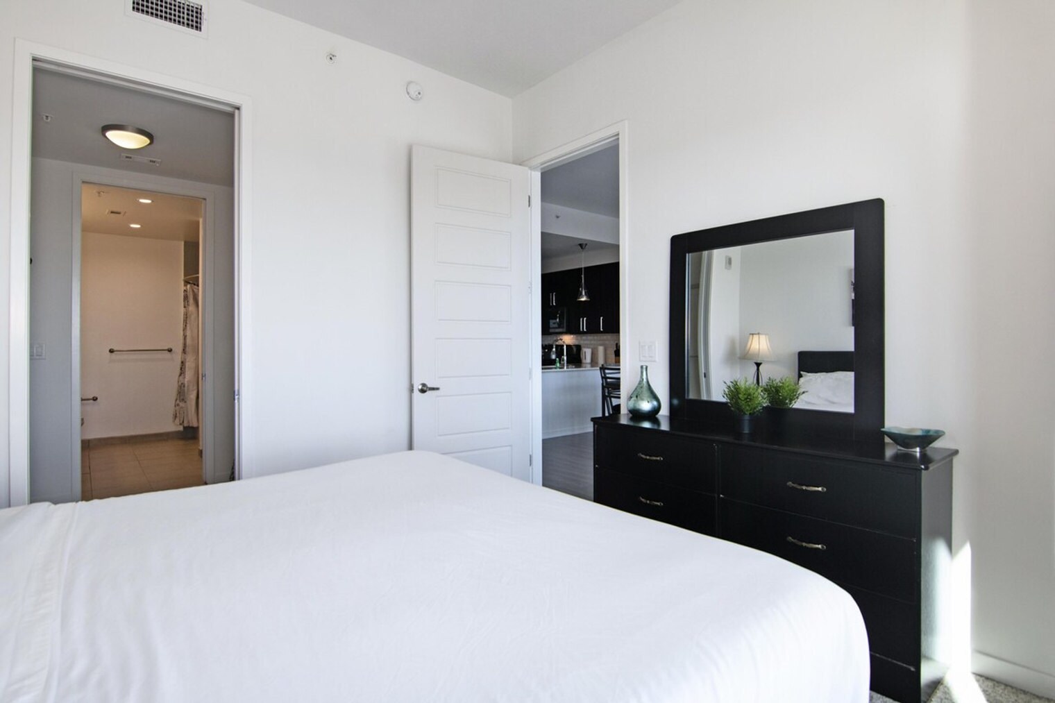 Building Photo - 2022 Holcombe Blvd