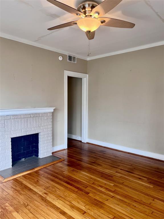 Building Photo - 320 W Polk St