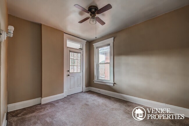 Building Photo - 4 Bedroom on OSU Campus
