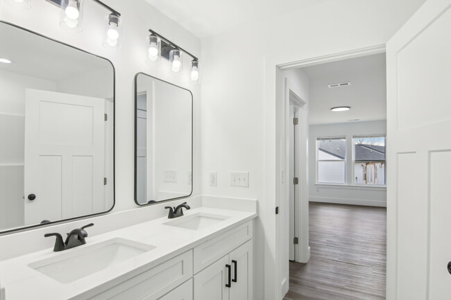 Building Photo - 4029 Cedar Fls Ln