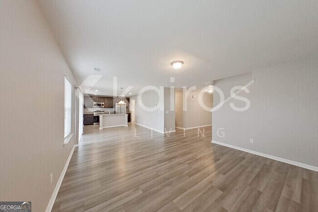 Building Photo - 105 Colonial Wy