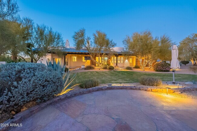 Building Photo - 7845 E Dynamite Blvd