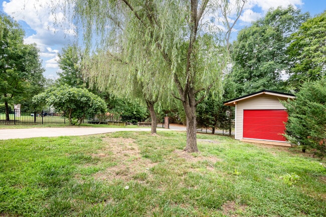 Building Photo - 17047 Hugh Torance Pkwy