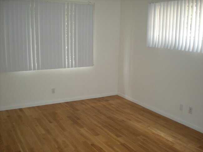 Building Photo - 2131 22nd St